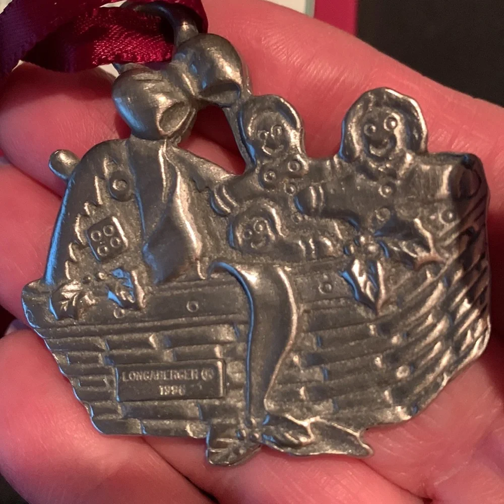 Longaberger 1990 Gingerbread Pewter Ornament with box